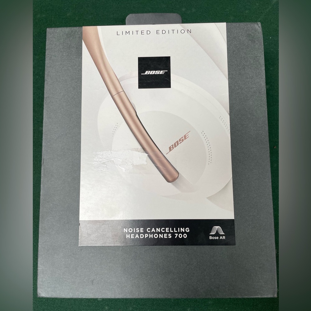 CASE ONLY! Bose noise cancelling headphone case